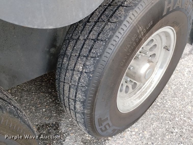 image for item DN6338 2018 Thunder Creek FST750  fuel tank trailer