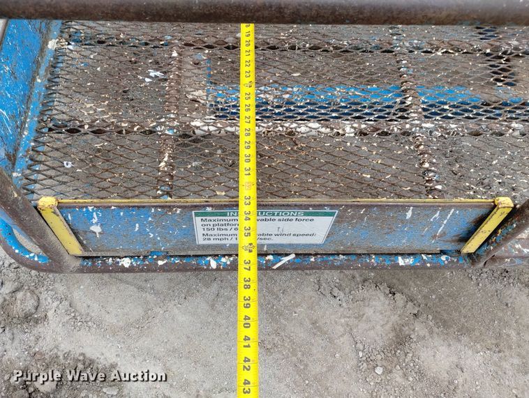 image for item DN6355 2000 Genie S-80  boom lift