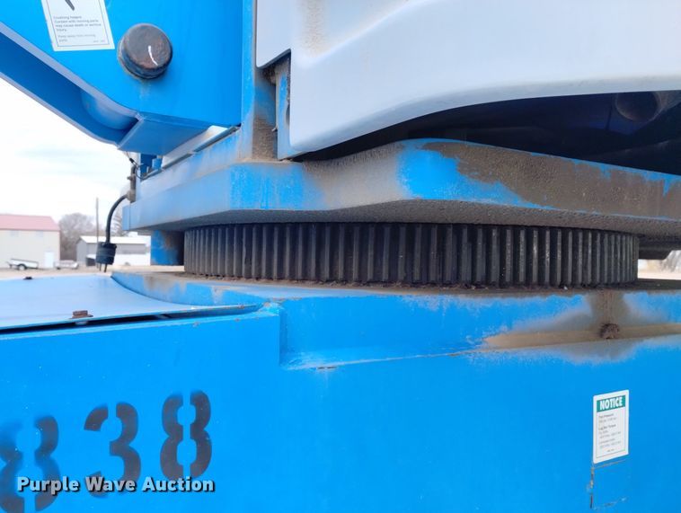 image for item DN6355 2000 Genie S-80  boom lift