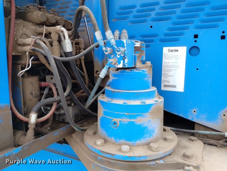 image for item DN6355 2000 Genie S-80  boom lift