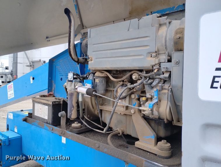 image for item DN6355 2000 Genie S-80  boom lift