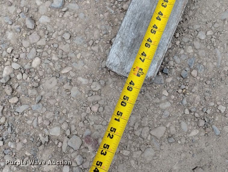 image for item DN6356 1975 John Deere 380  forklift