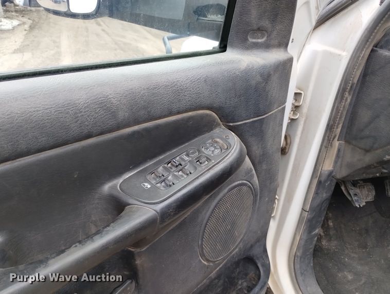 image for item DN6357 2003 Dodge Ram 3500  Quad Cab utility bed pickup truck