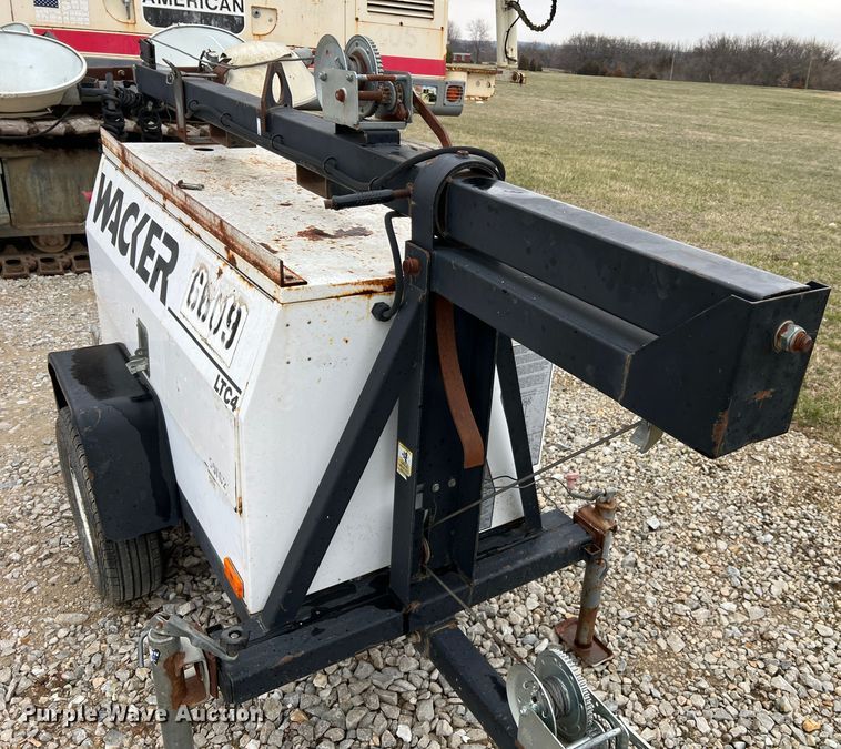 image for item DO2185 2004 Wacker LTC4  light plant