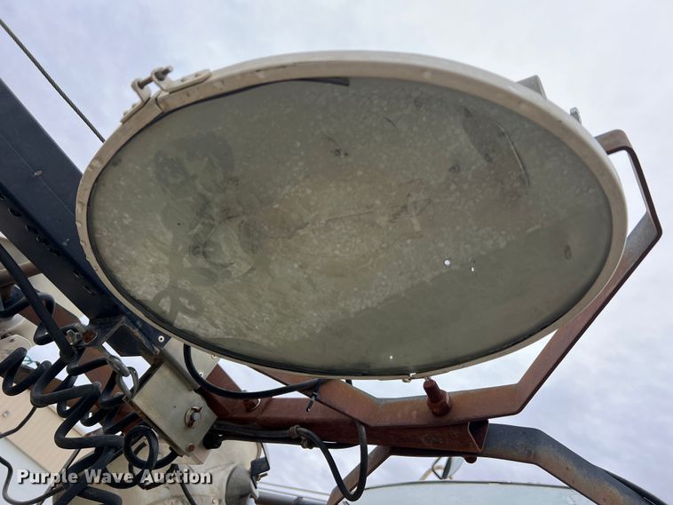 image for item DO2185 2004 Wacker LTC4  light plant