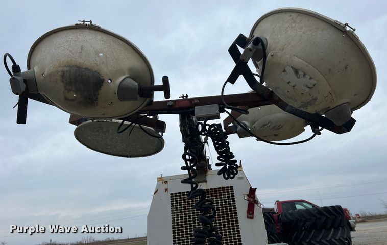 image for item DO2185 2004 Wacker LTC4  light plant