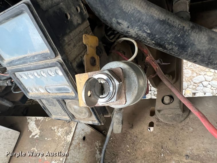 image for item DO2185 2004 Wacker LTC4  light plant