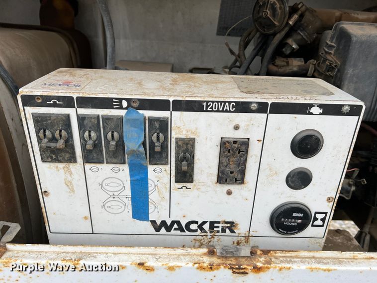 image for item DO2185 2004 Wacker LTC4  light plant