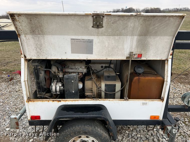 image for item DO2185 2004 Wacker LTC4  light plant