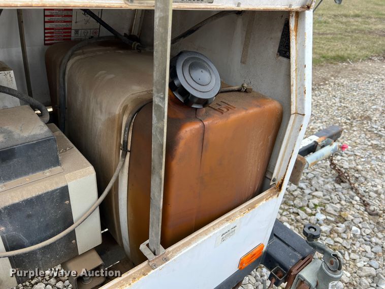 image for item DO2185 2004 Wacker LTC4  light plant