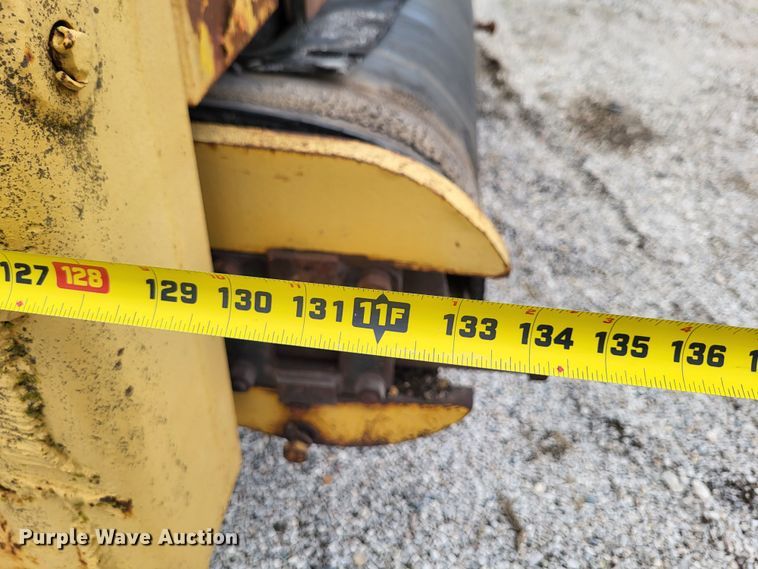 image for item DO3620 Blaw-Knox 195  road widener