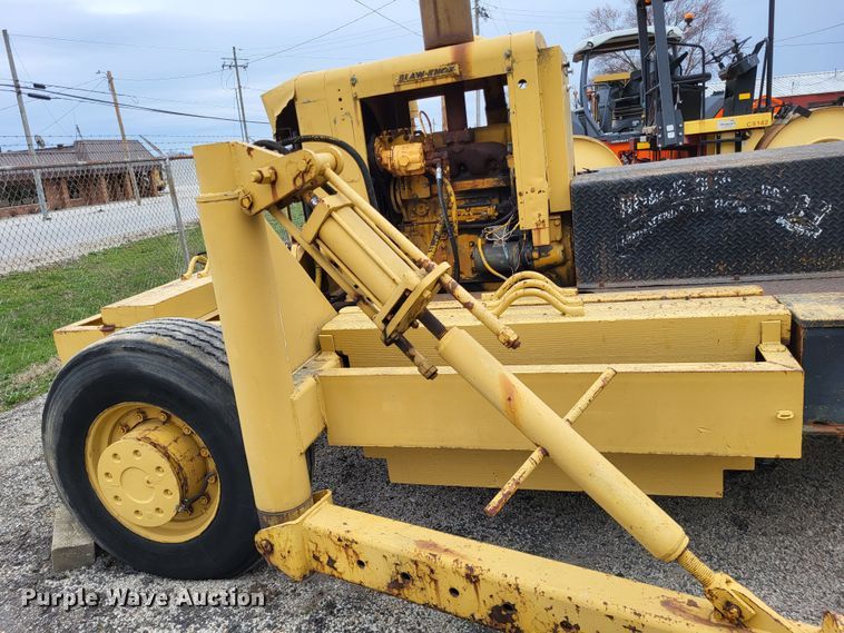 image for item DO3620 Blaw-Knox 195  road widener