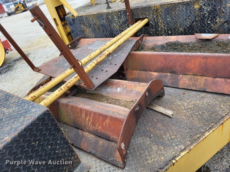 image for item DO3620 Blaw-Knox 195  road widener