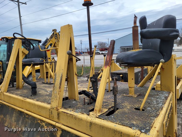 image for item DO3620 Blaw-Knox 195  road widener