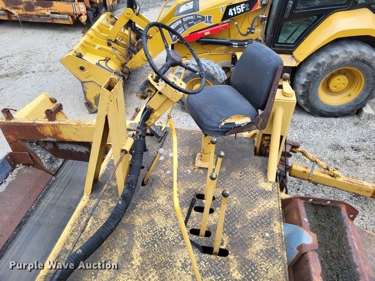 image for item DO3620 Blaw-Knox 195  road widener