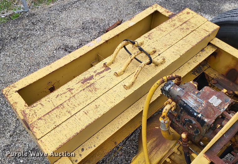 image for item DO3620 Blaw-Knox 195  road widener