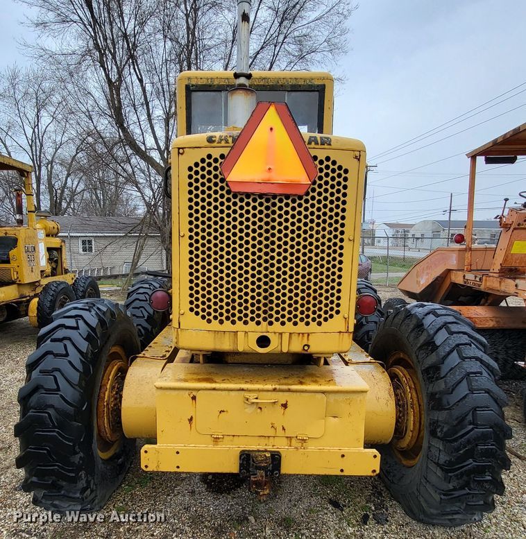 image for item DO3621 1968 Caterpillar 120  rigid frame motor grader
