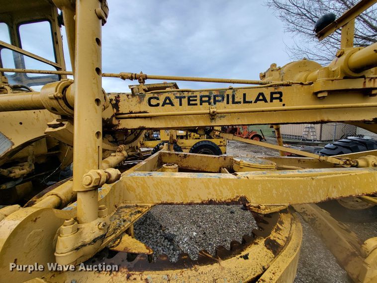image for item DO3621 1968 Caterpillar 120  rigid frame motor grader