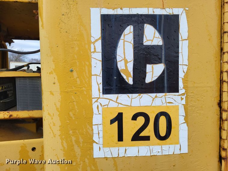 image for item DO3621 1968 Caterpillar 120  rigid frame motor grader