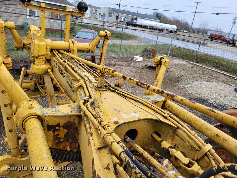image for item DO3621 1968 Caterpillar 120  rigid frame motor grader