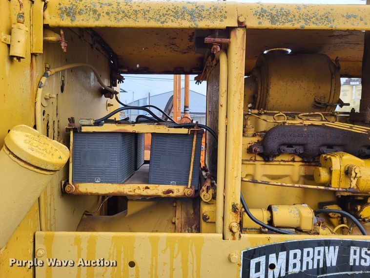 image for item DO3621 1968 Caterpillar 120  rigid frame motor grader