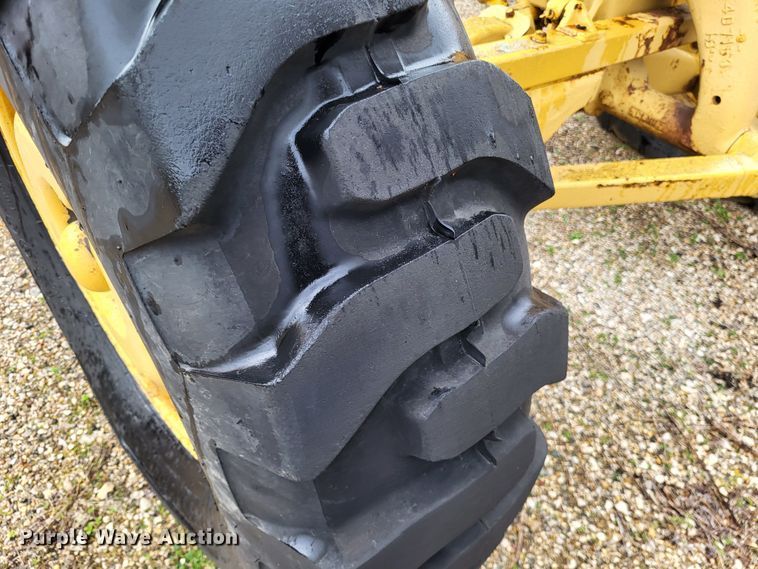 image for item DO3621 1968 Caterpillar 120  rigid frame motor grader