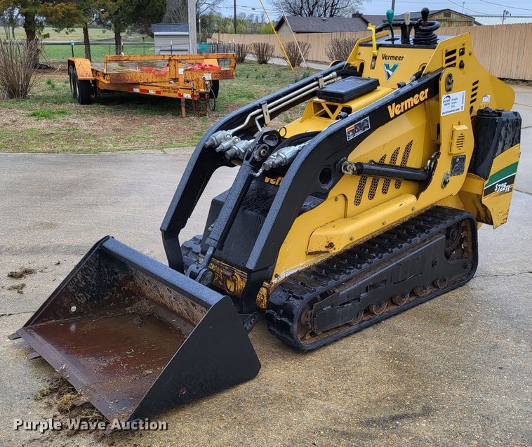 image for item DO3623 2018 Vermeer S725TX  compact utility loader