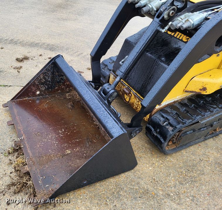 image for item DO3623 2018 Vermeer S725TX  compact utility loader