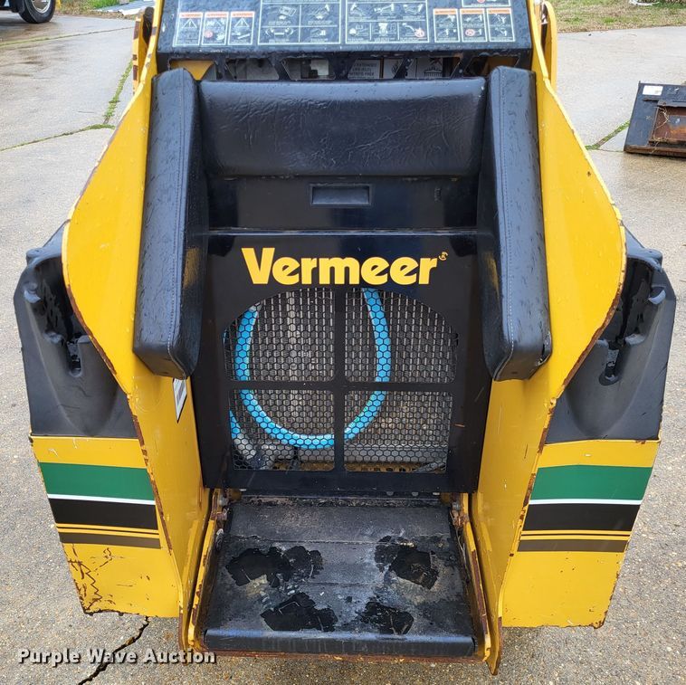 image for item DO3623 2018 Vermeer S725TX  compact utility loader
