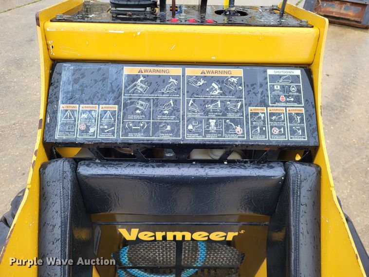 image for item DO3623 2018 Vermeer S725TX  compact utility loader