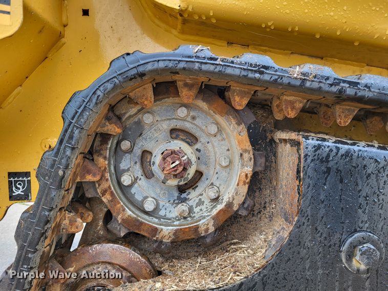 image for item DO3623 2018 Vermeer S725TX  compact utility loader