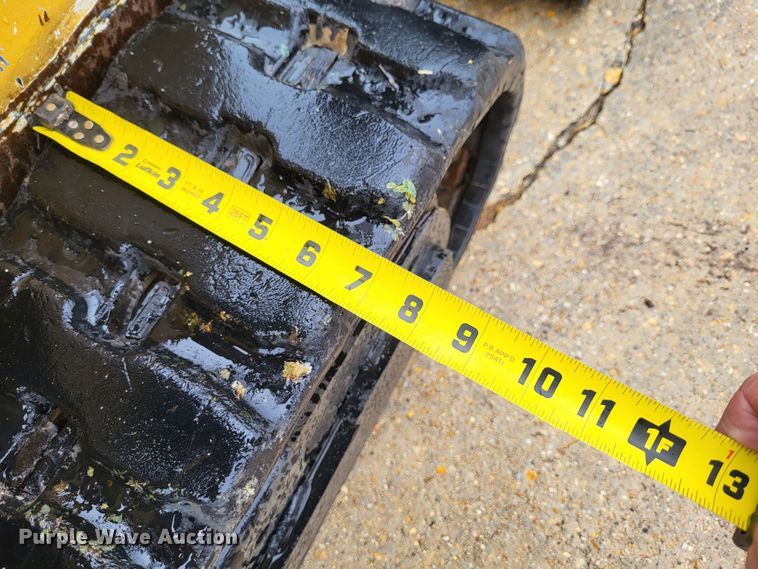 image for item DO3623 2018 Vermeer S725TX  compact utility loader