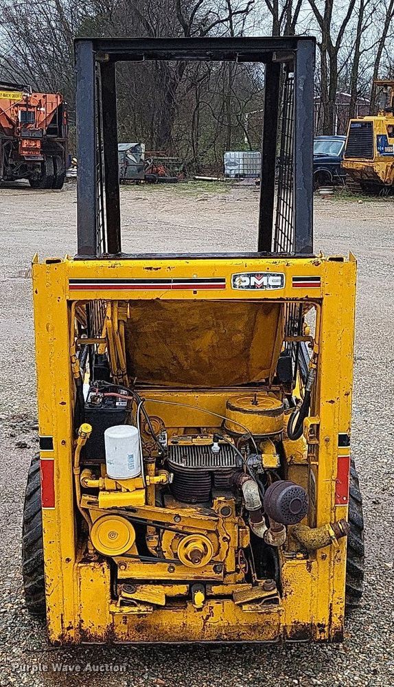 Owatonna Mustang 310 skid steer loader in Marble Hill, MO Item DO3625