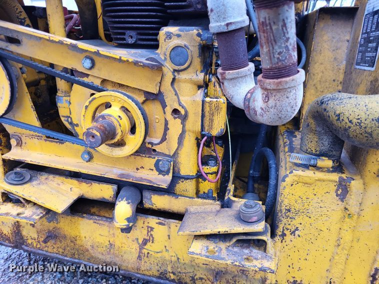 Owatonna Mustang 310 skid steer loader in Marble Hill, MO Item DO3625