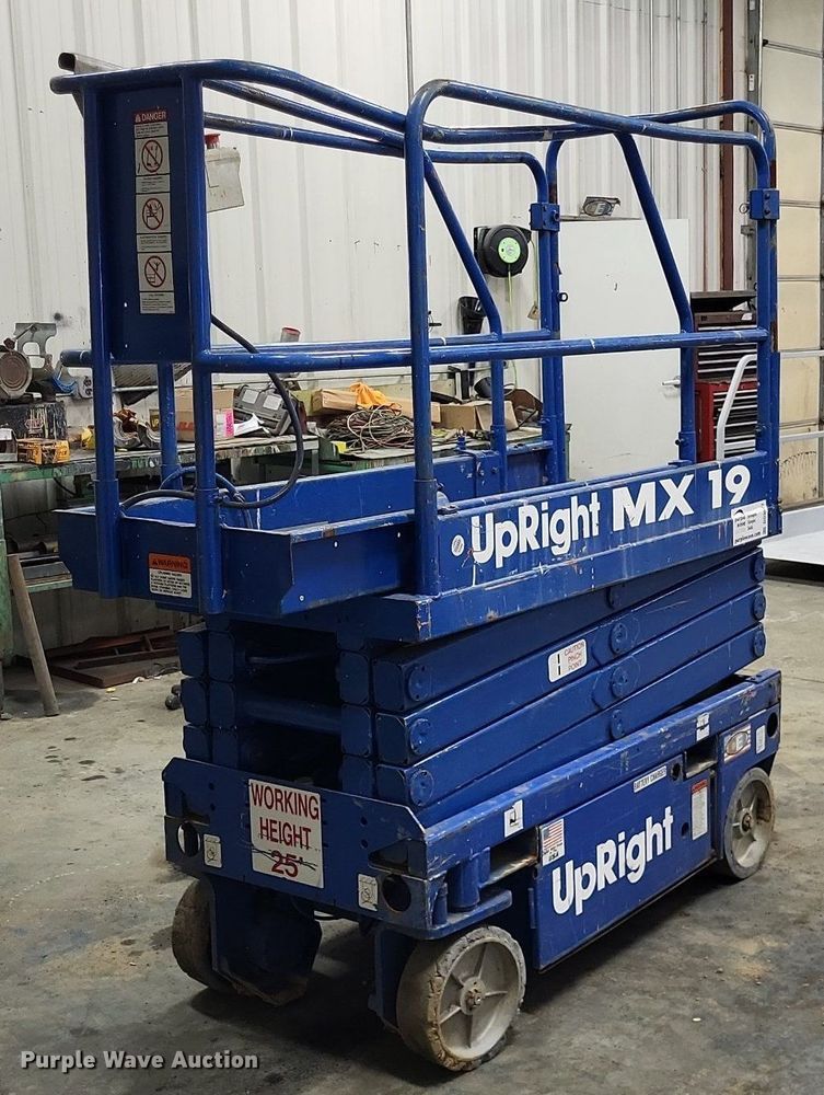 image for item DO3627 Up Right MX19  scissor lift