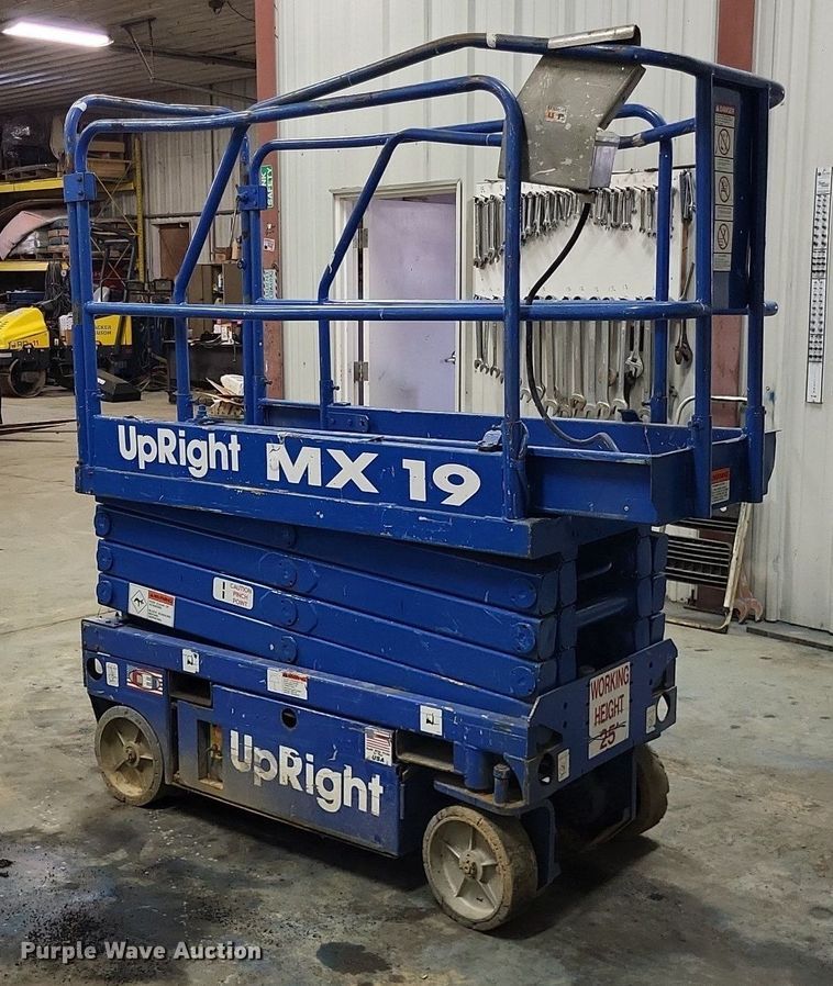 image for item DO3627 Up Right MX19  scissor lift