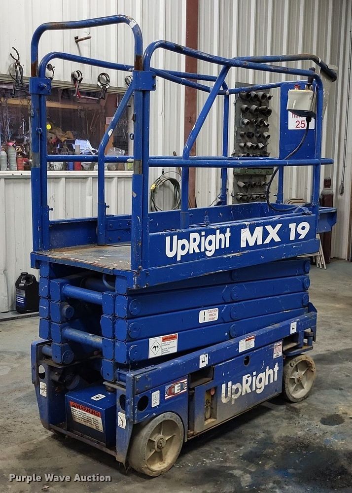 image for item DO3627 Up Right MX19  scissor lift