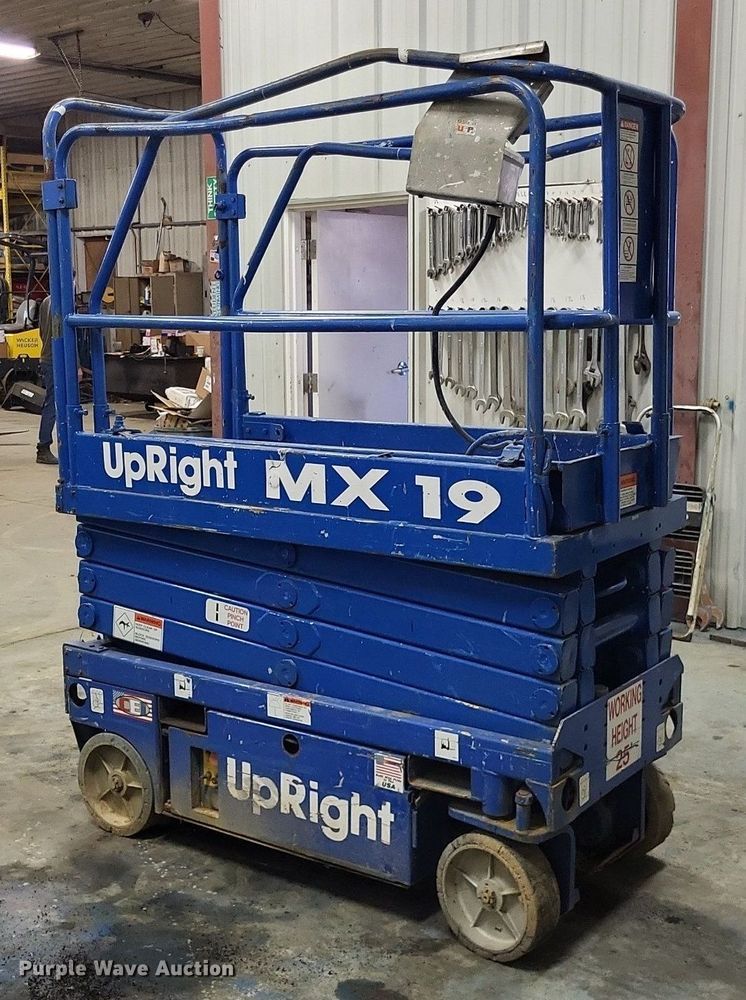 image for item DO3627 Up Right MX19  scissor lift