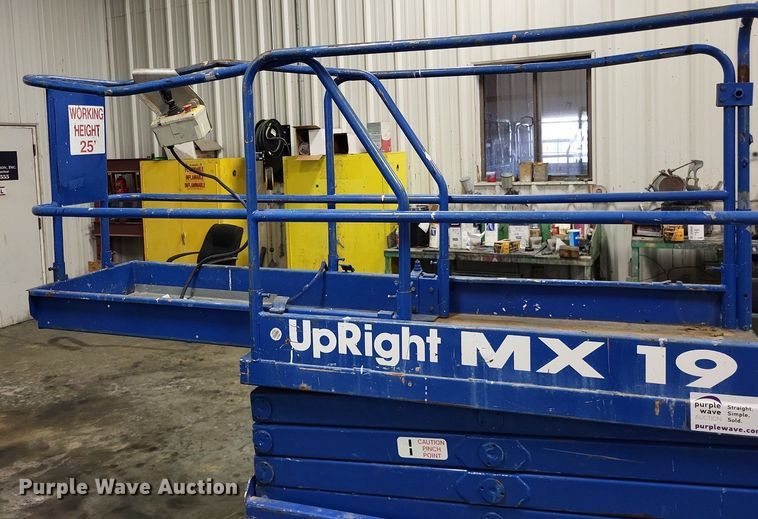 image for item DO3627 Up Right MX19  scissor lift