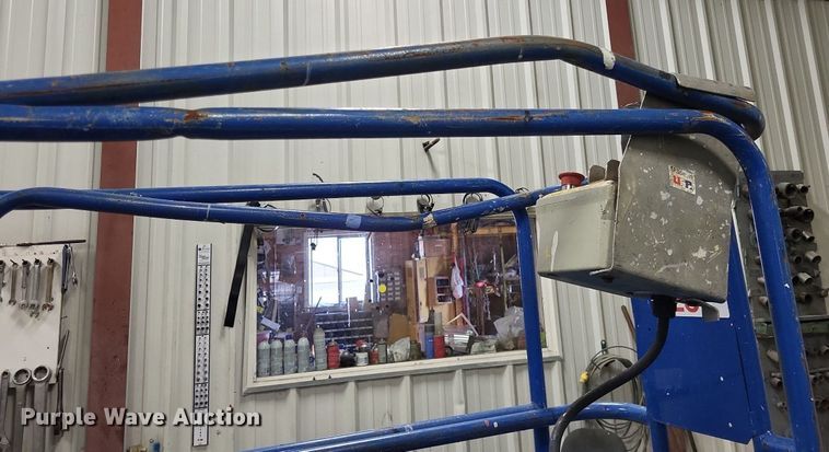 image for item DO3627 Up Right MX19  scissor lift