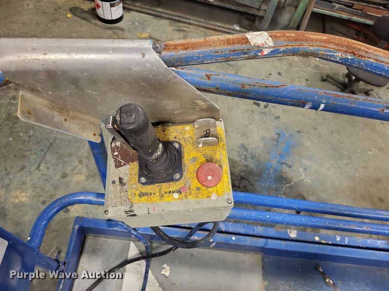 image for item DO3627 Up Right MX19  scissor lift