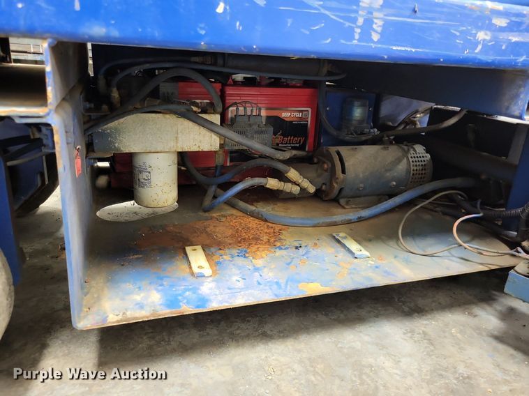 image for item DO3627 Up Right MX19  scissor lift