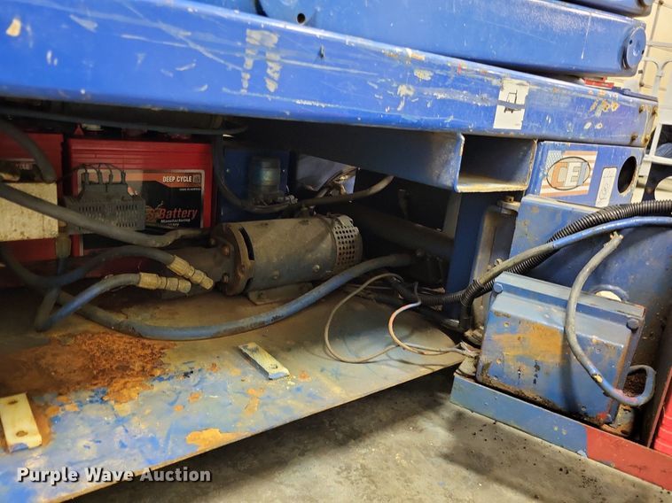 image for item DO3627 Up Right MX19  scissor lift