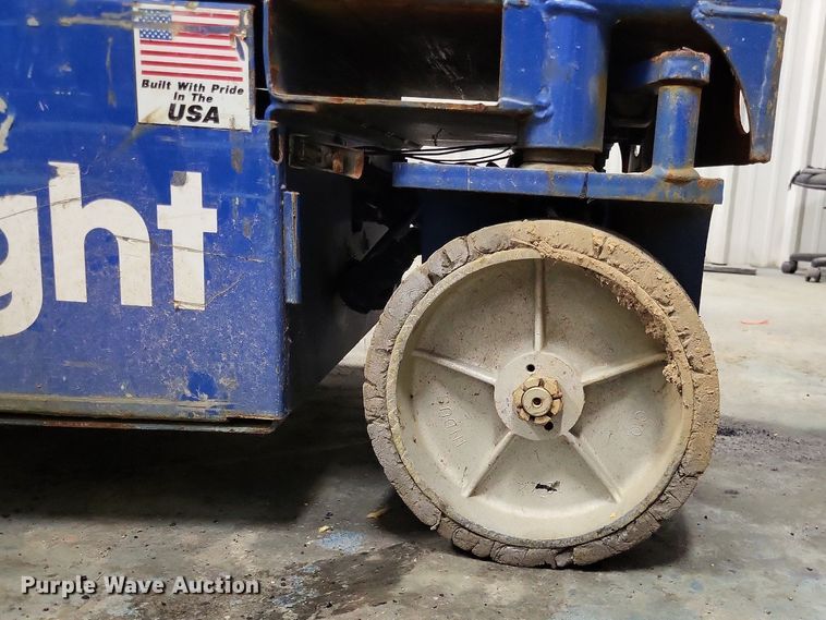 image for item DO3627 Up Right MX19  scissor lift