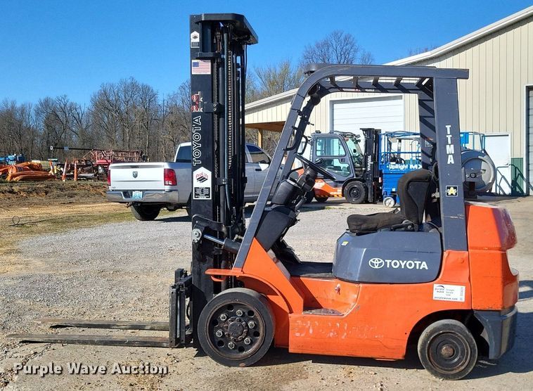 image for item DO3628 Toyota 7FGCU20  forklift