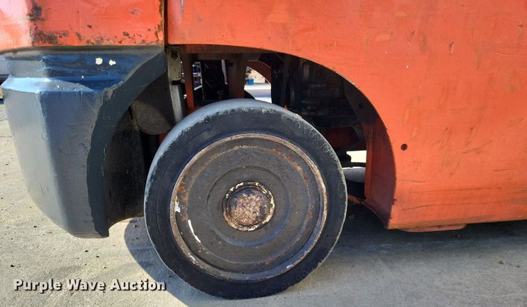 image for item DO3628 Toyota 7FGCU20  forklift