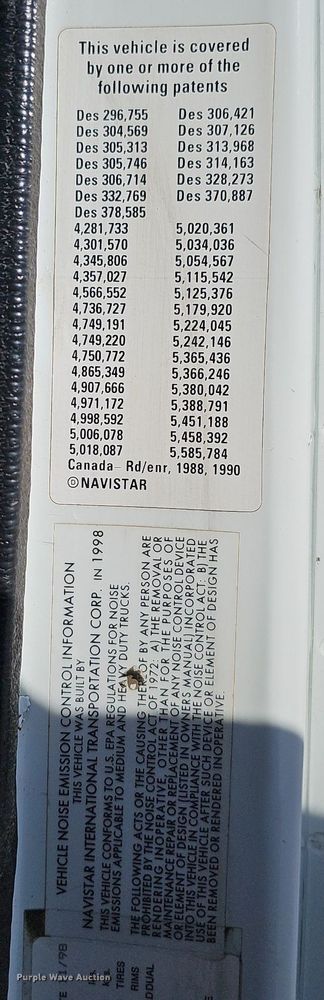 image for item DO4227 1999 International 8100  flatbed truck