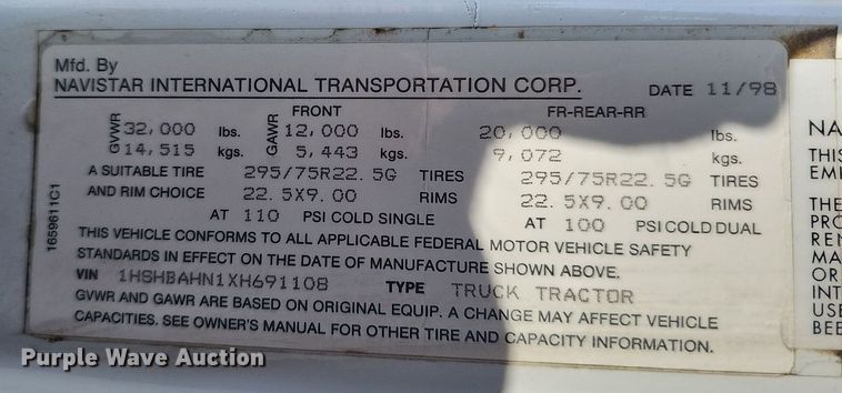 image for item DO4227 1999 International 8100  flatbed truck