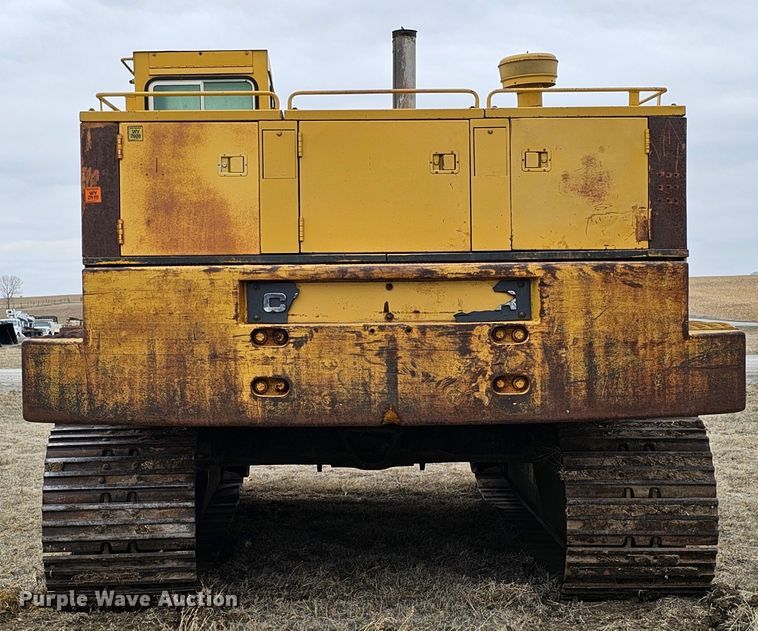 image for item DO4240 1979 Caterpillar 235  excavator