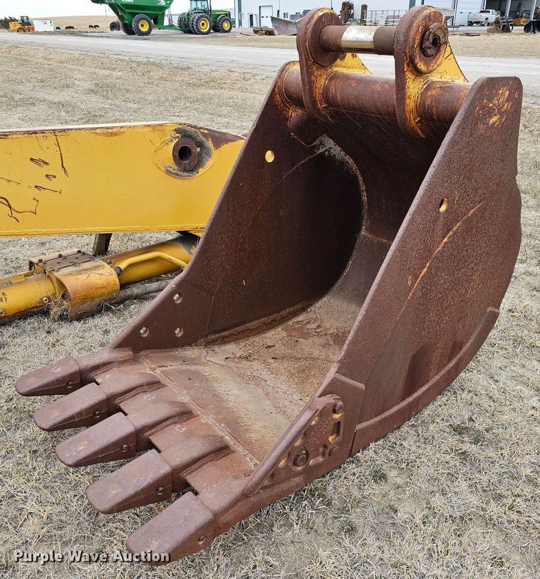 image for item DO4240 1979 Caterpillar 235  excavator